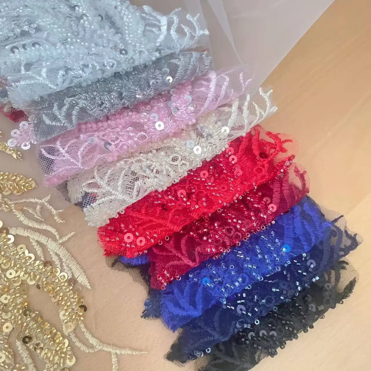 Paillettes con perline Decalco - Applique Patch Flower recensione e prezzo