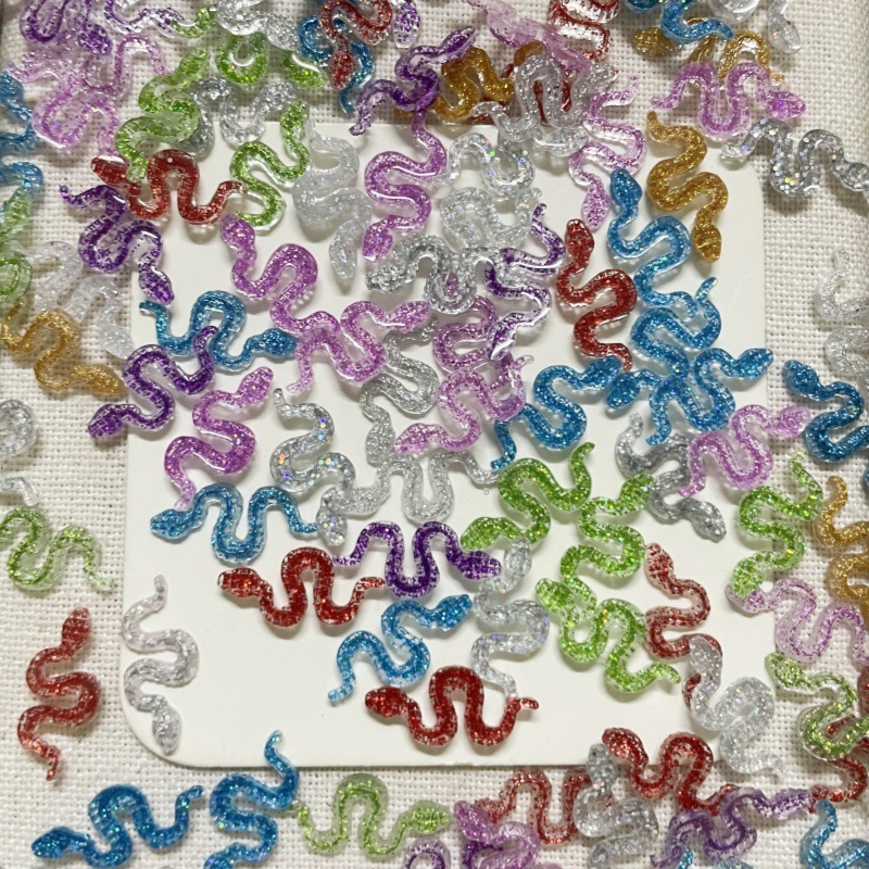 Mini Ciondoli in Resina a Form - Embellishment Glue Craft recensione e prezzo