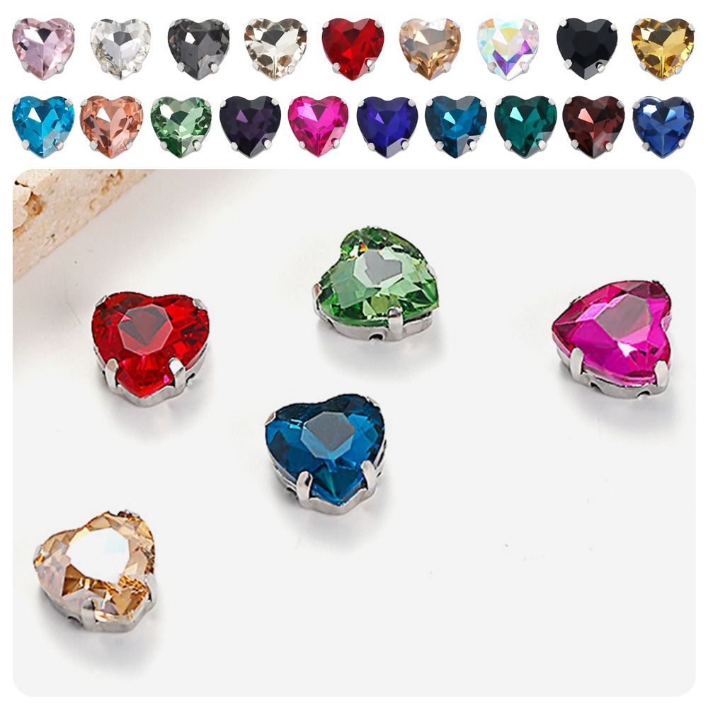 Confezione da 50 Pezzi di Stra - Sew On Rhinestone recensione e prezzo