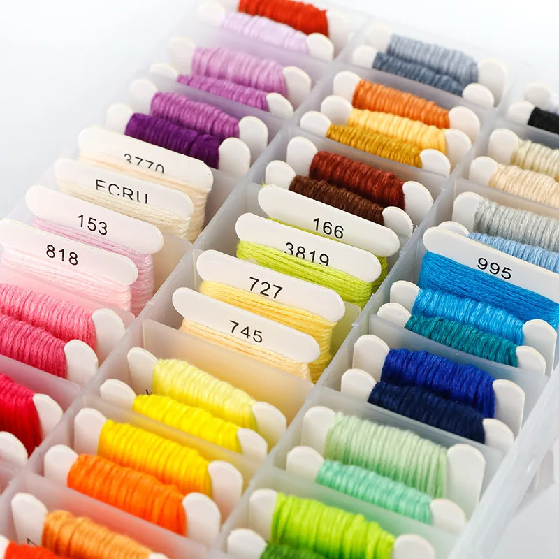 Kit di Fili da Ricamo 100% Cot - Embroidery Craft recensione e prezzo